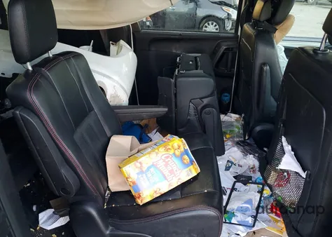 2019 Dodge Grand Caravan Gt from USA, damaged, VIN 2C4RDGEG6KR616420